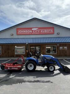 New Holland Boomer 24 Package Deal